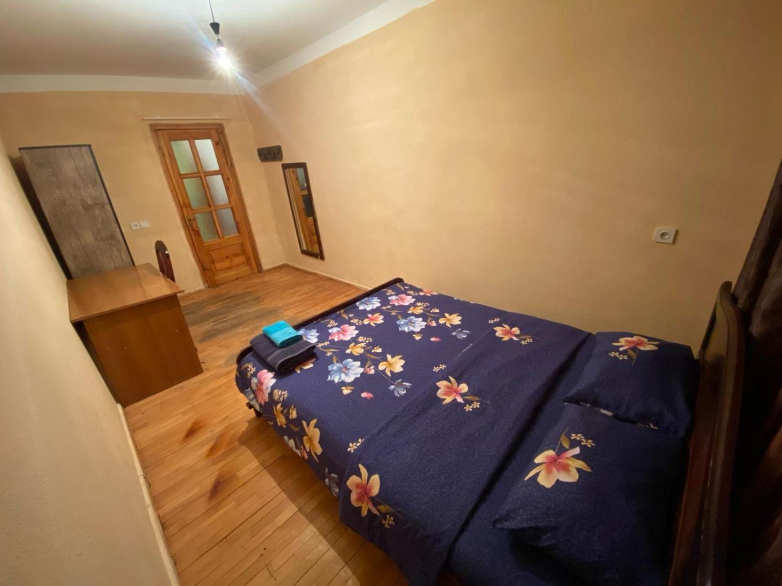 Overnight Stay House In Tbilisi Exterior photo